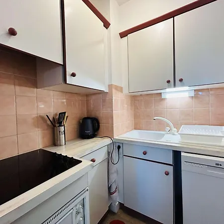 Apartment 2 Pieces Avec Jardin, Proche Centre Et Marche - 4 Couchages, - Fr-1-245-208