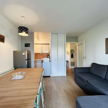 2 Pieces Avec Jardin, Proche Centre Et Marche - 4 Couchages, - Fr-1-245-208 Appartement *